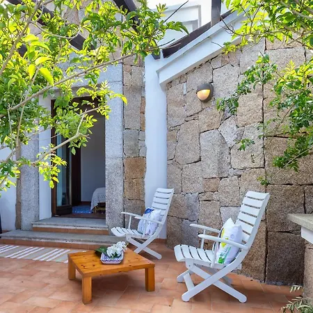Sardinia Re - Villino Coralla Apartment